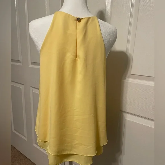 Women’s yellow top - Picture 2 of 4